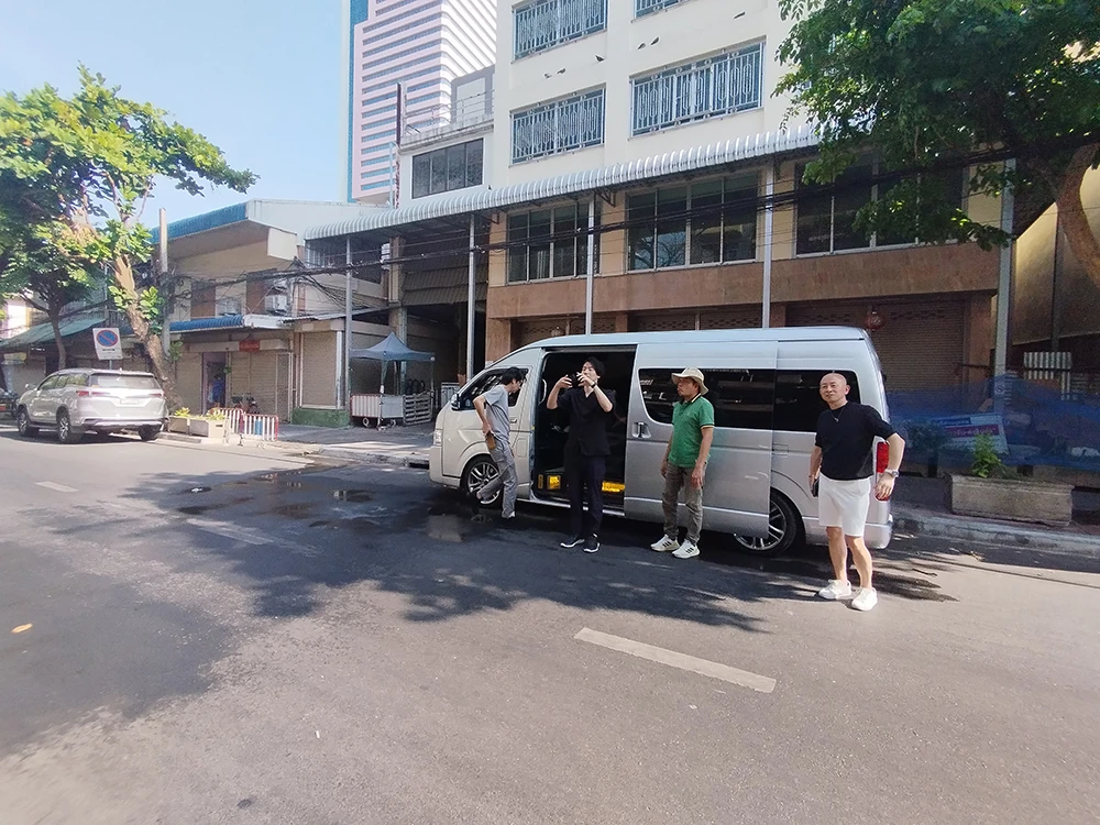 ホテルロビー（サンプル）